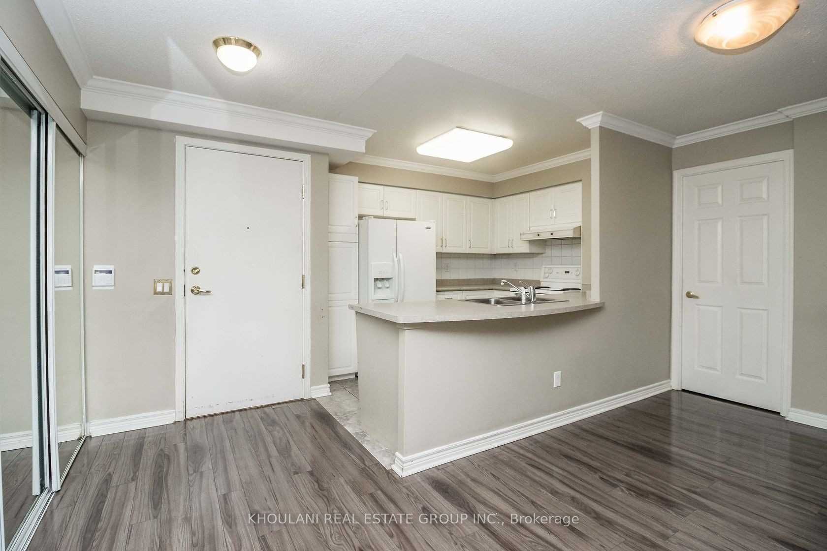 Additional image 3 of 312-35 Kingsbridge Garden Circle, Mississauga, ON, L5R 3Z5