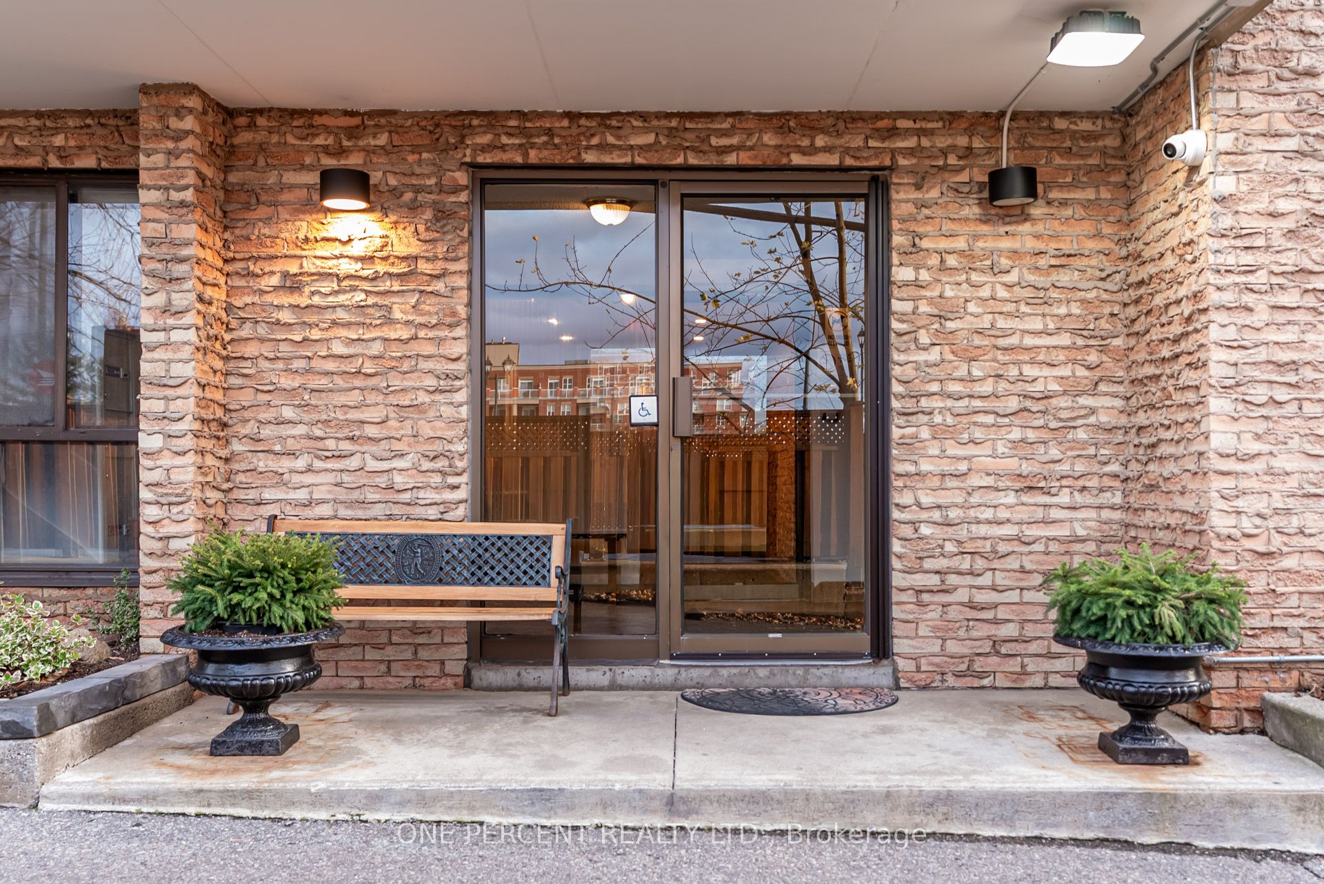 Additional image 5 of 406-15390 Yonge Street, Aurora, ON, L4G 1N8
