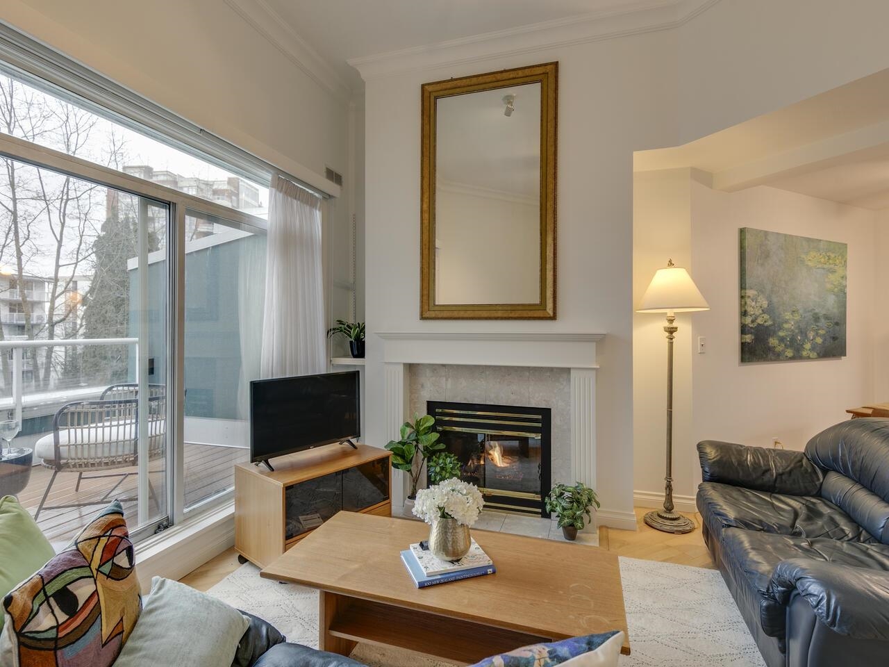 414-128 8th Street W, North Vancouver, BC, V7M 3M1