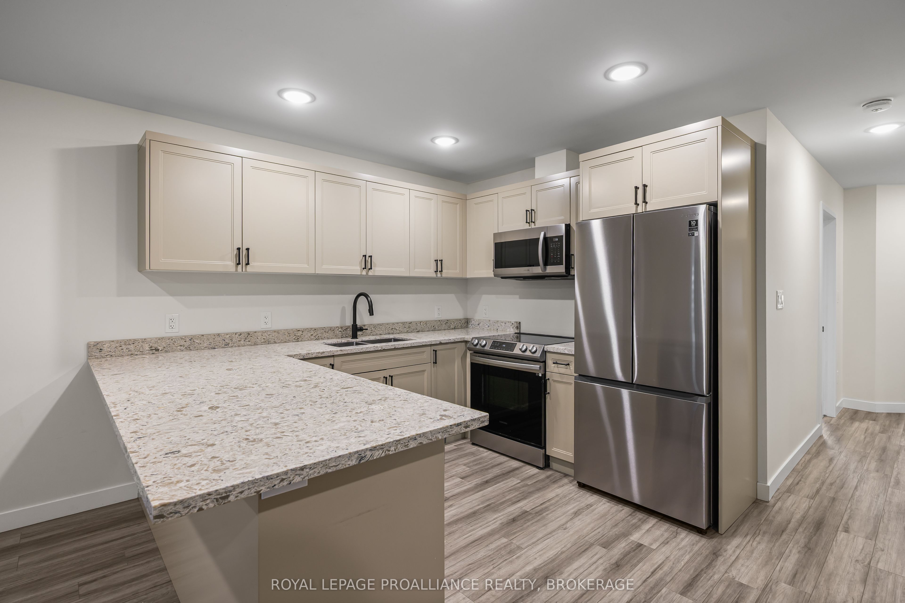 Additional image 5 of 105-809 Development Drive, Kingston, ON, K7M 0J4
