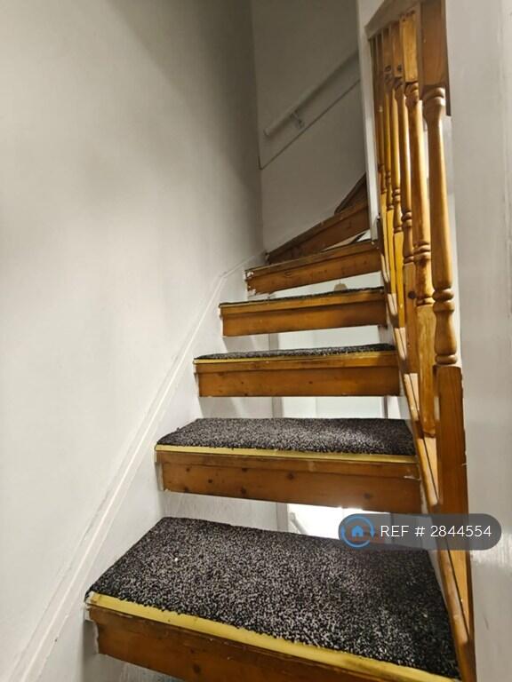 Kingstanding Road, Birmingham, B44 photo 4
