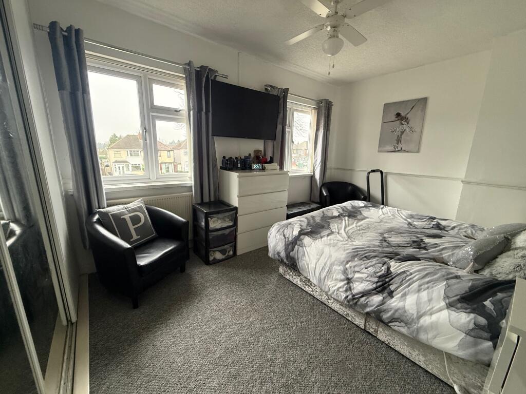 656 Kings Road Great Barr B44 9HX photo 5