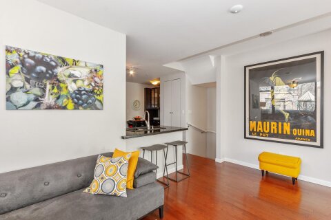 Additional image 8 of 168 1st Street W, North Vancouver, BC, V7M 1A9