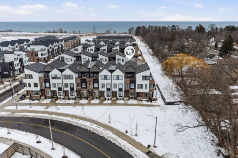 Additional image 8 of 2-10 Lou Parsons Way, Mississauga, ON, L5H 0B2