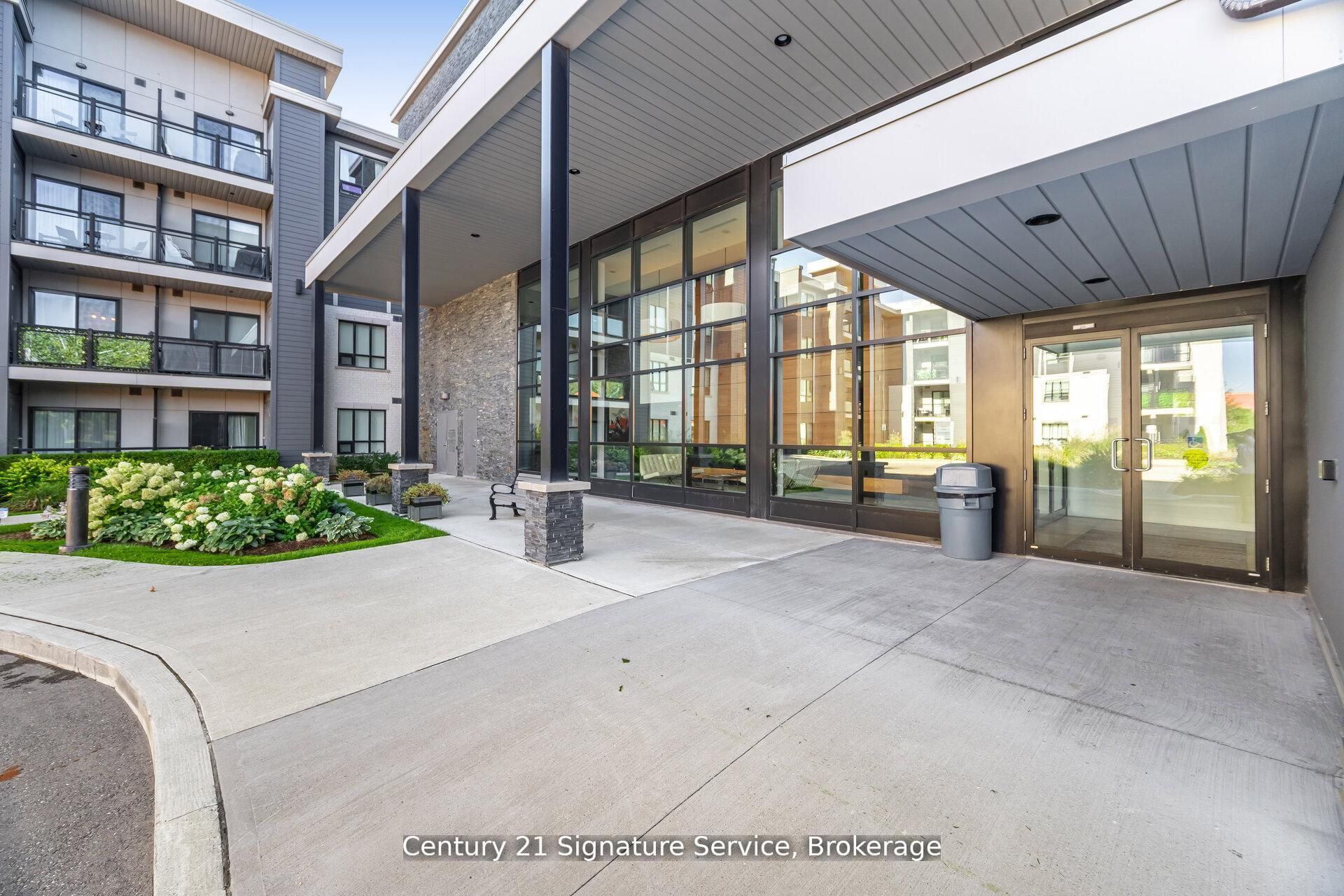 401-3170 Erin Mills Parkway, Mississauga, ON, L5L 0B6