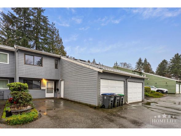 2 9976 149 STREET, Surrey, BC, V3R7W7