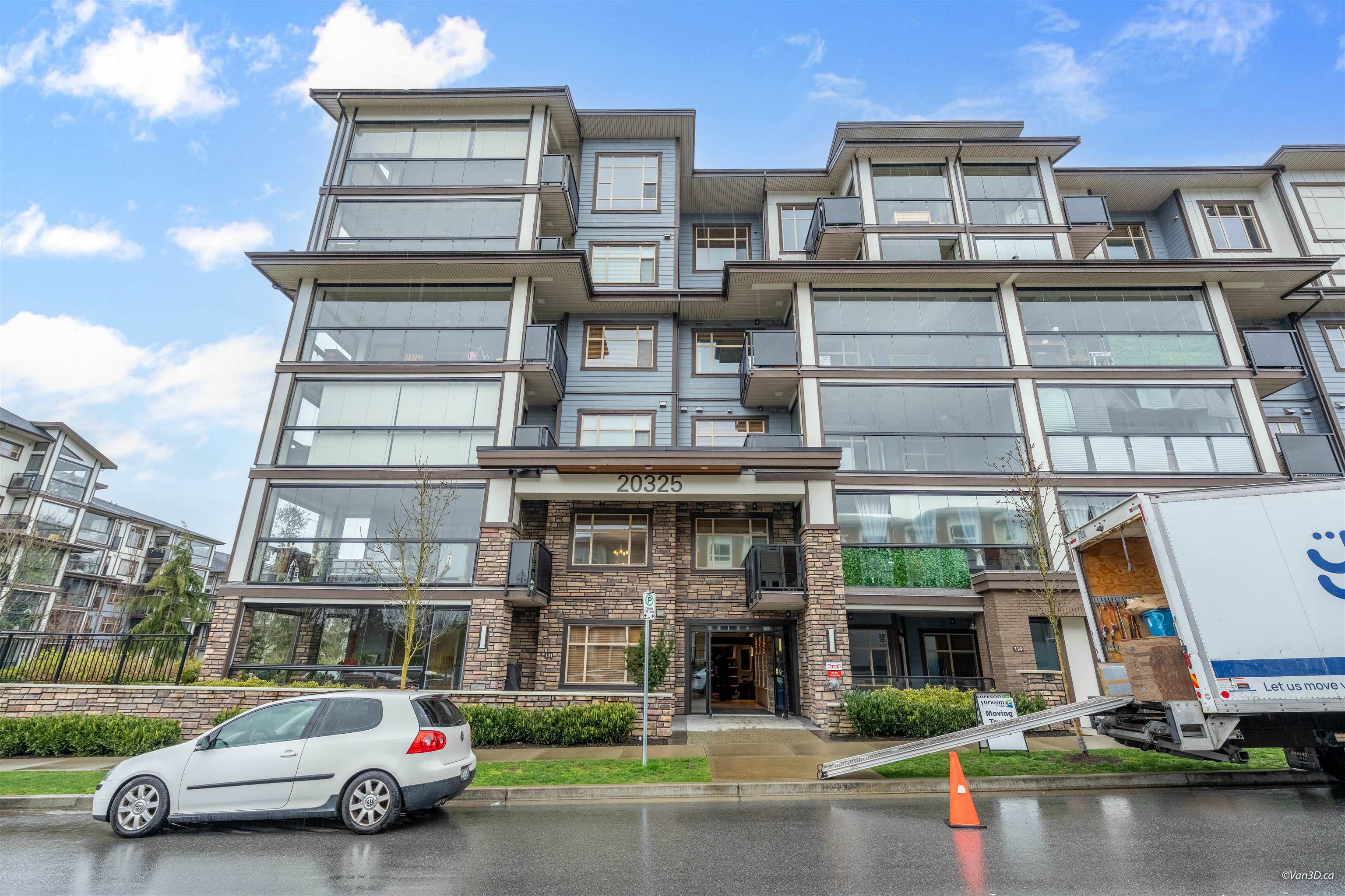 208-20325 85 Avenue, Langley, BC, V3Y 2C2