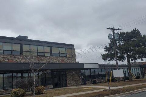 Additional image 5 of 2-54 Samor Road, Toronto, ON, M6A 1J6