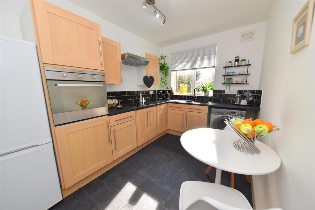 Additional image 11 of Savoy Close, Harborne, Birmingham