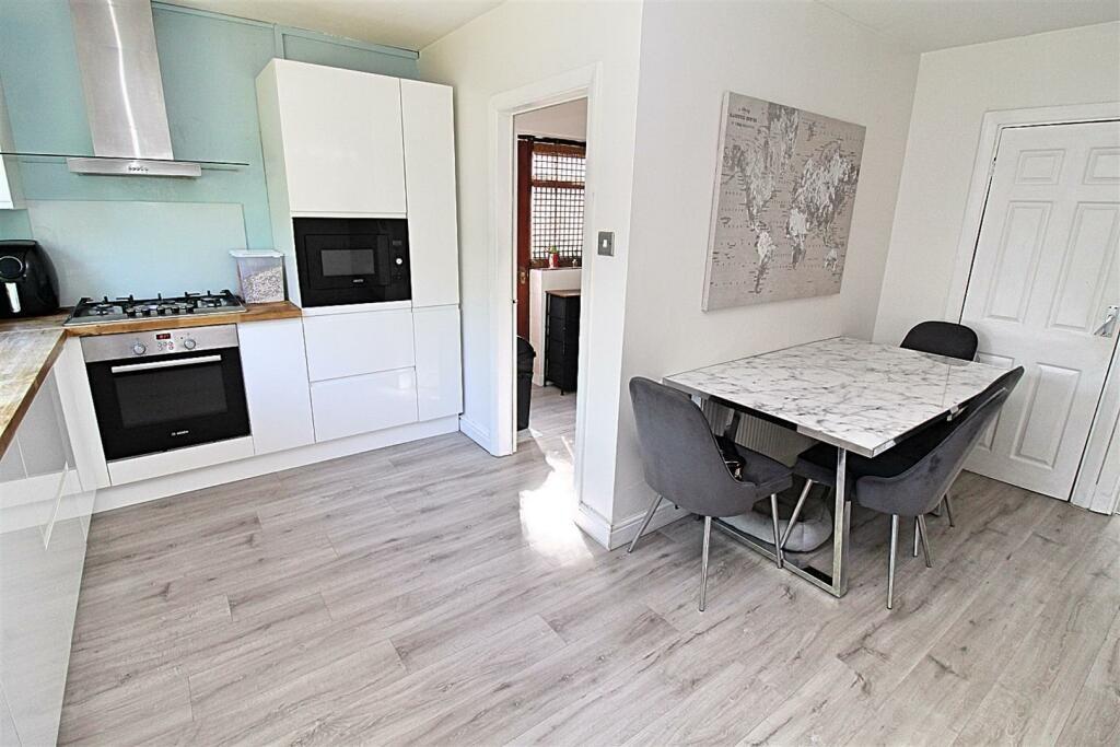 Elmfield Road, Castle Bromwich photo 3