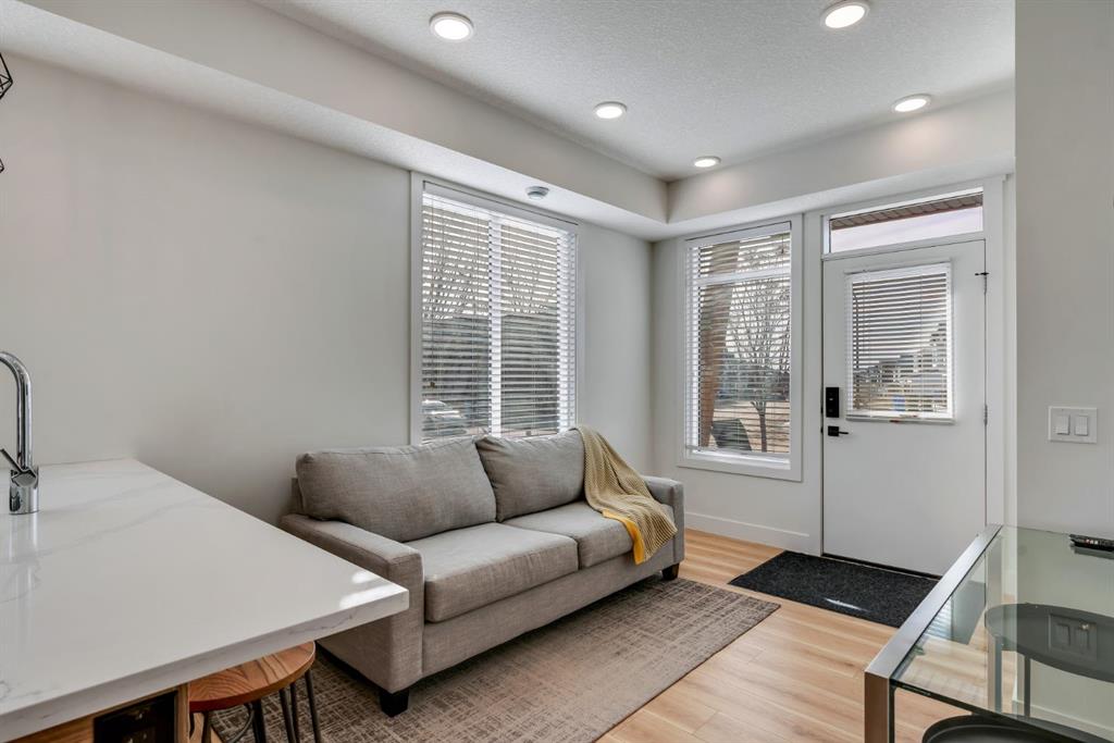 Additional image 3 of 272 Seton Passage SE, Calgary, AB, T3M 3A7