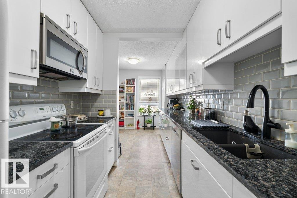 Additional image 6 of 638 Saddleback Road NW, Edmonton, AB, T6J4Z3