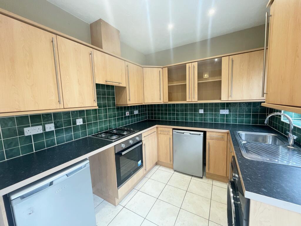 Morland Place, B31 photo 2
