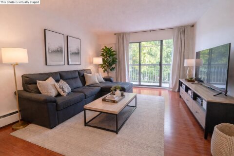 Additional image 7 of 308-7428 19th Avenue, Burnaby, BC, V3N 1E1