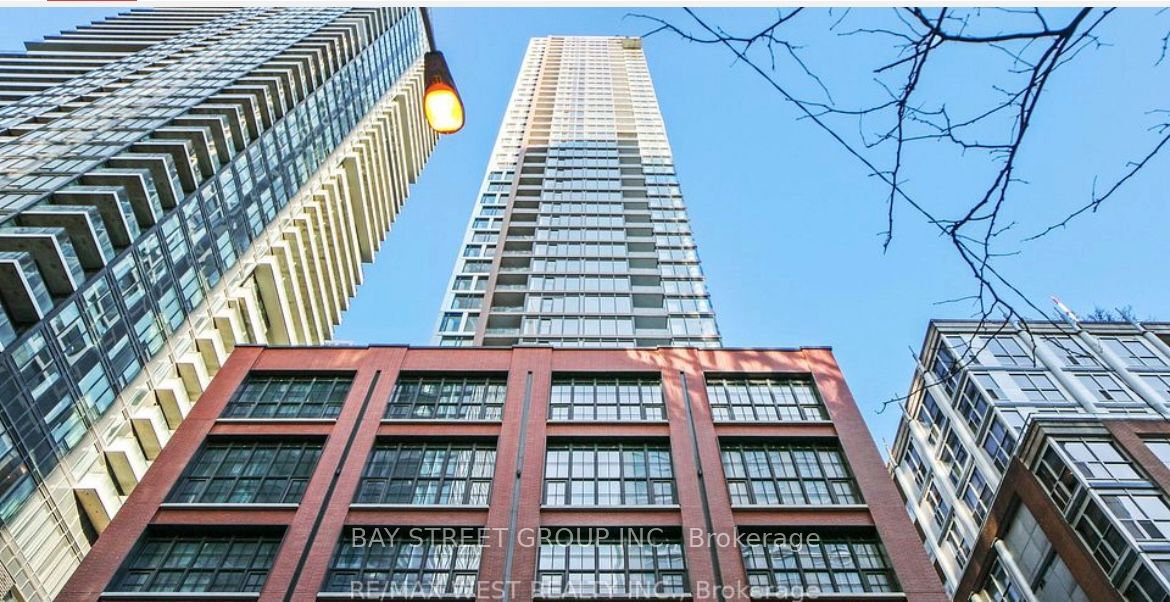 2515-55 Mercer Street, Toronto, ON, M5V 0W4