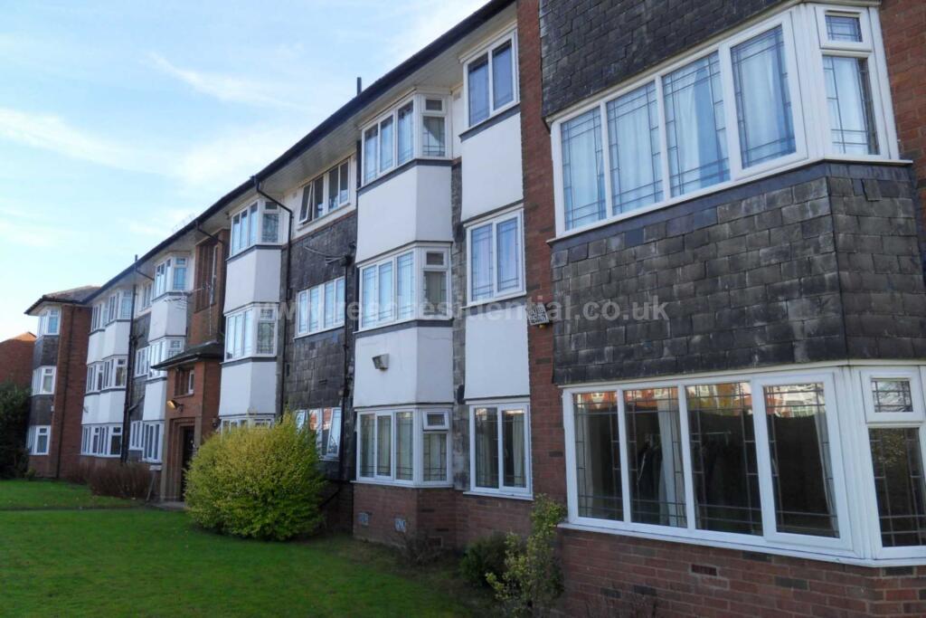 Flat 16 Weoley Court, 201 Gibbins Rd, West Midlands, B29