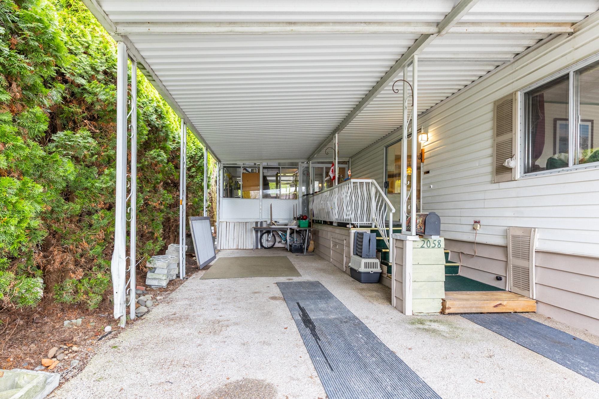Additional image 4 of 2058 Cumbria Drive, Surrey, BC, V4A 5J9