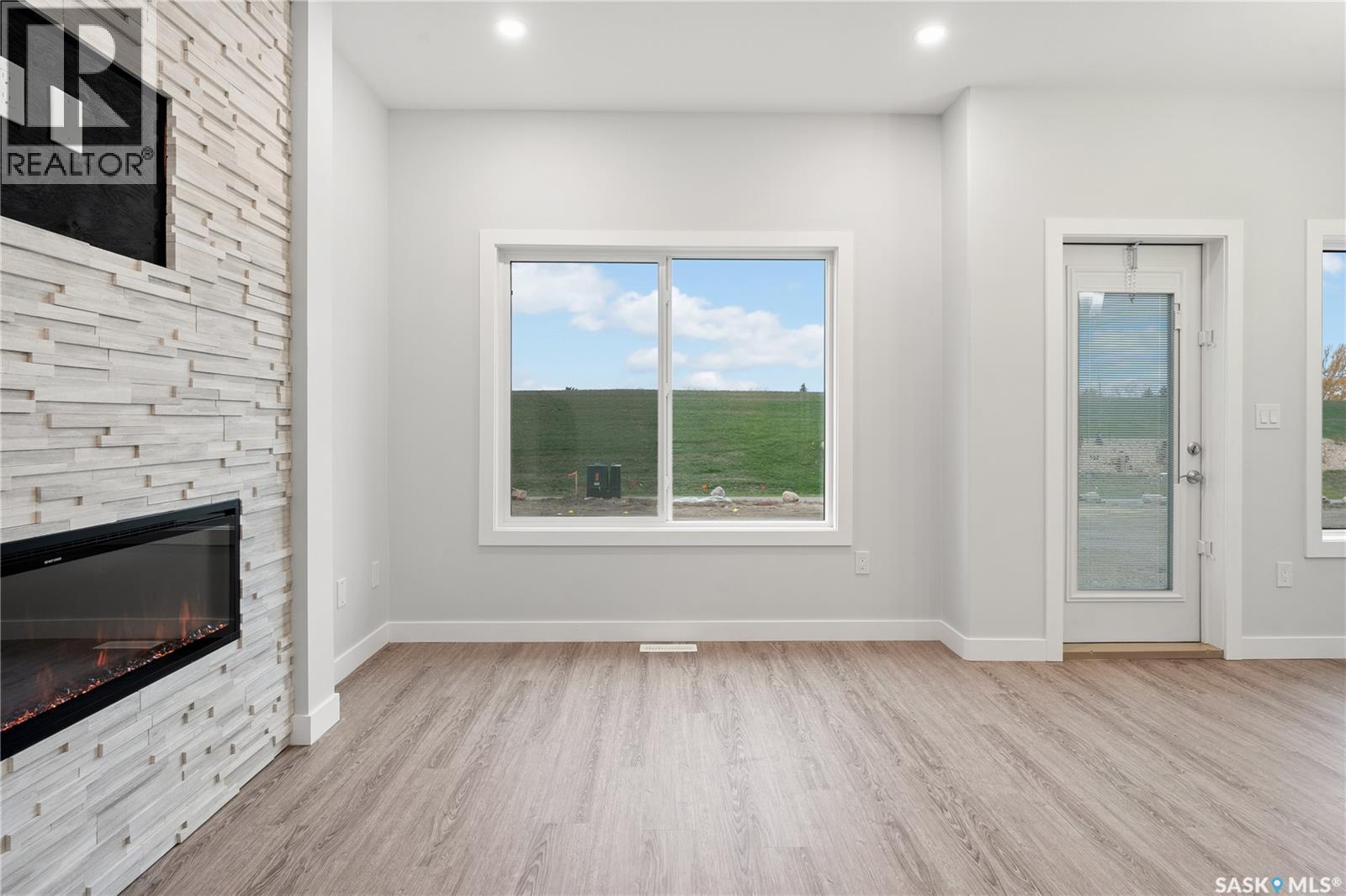 Additional image 5 of 5513 Kennett Square, Regina, SK, S4V4C6
