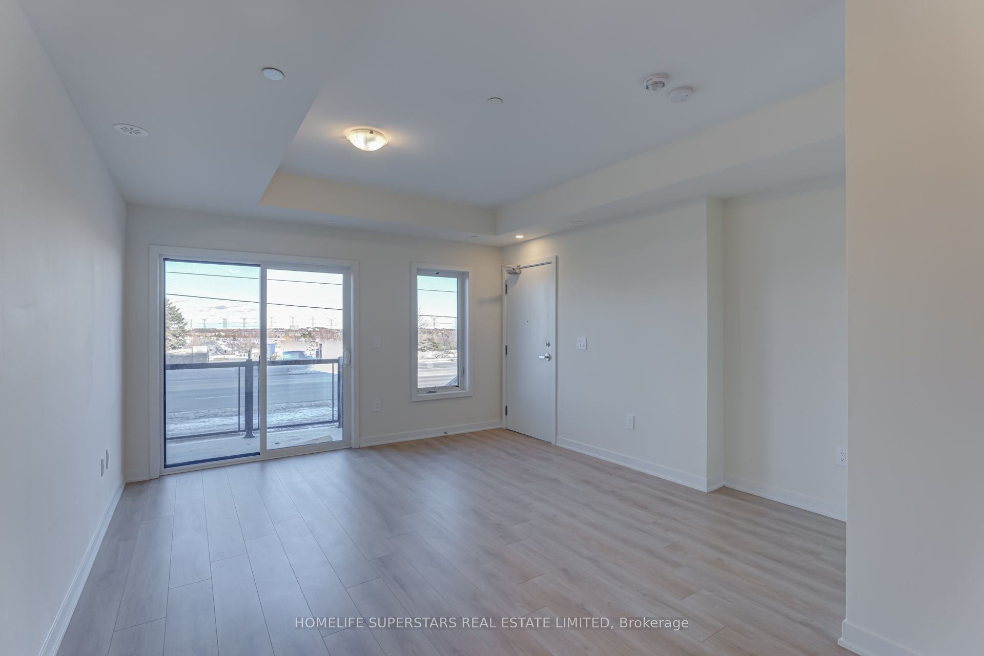 Additional image 5 of 313-1695 Dersan Street, Pickering, ON, L1V 2P8