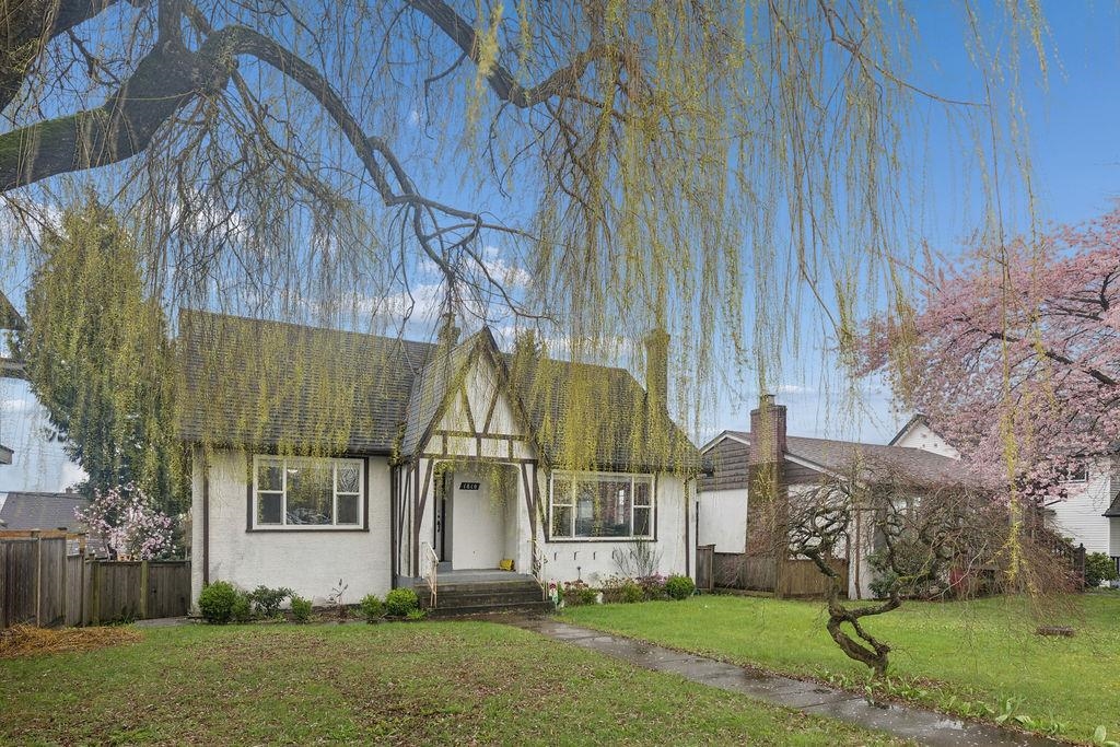 1810 Tenth Avenue, New Westminster, BC, V3M 3J5
