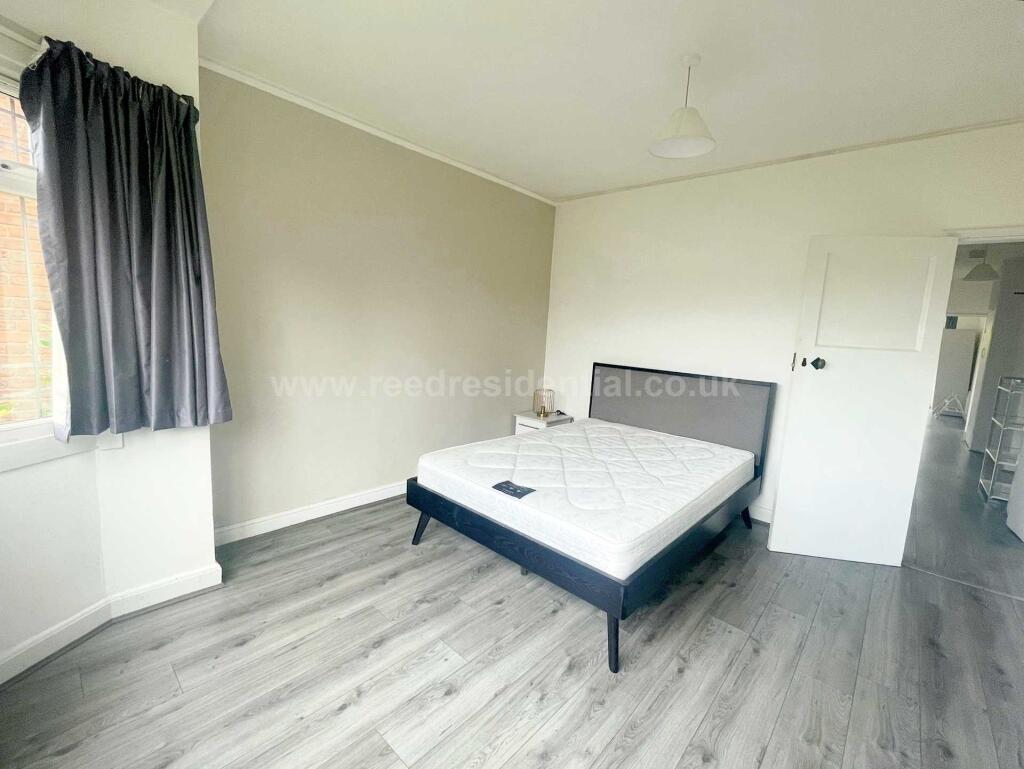 Additional image 3 of Flat 9 Weoley Court, 201 Gibbins Rd, West Midlands, B29