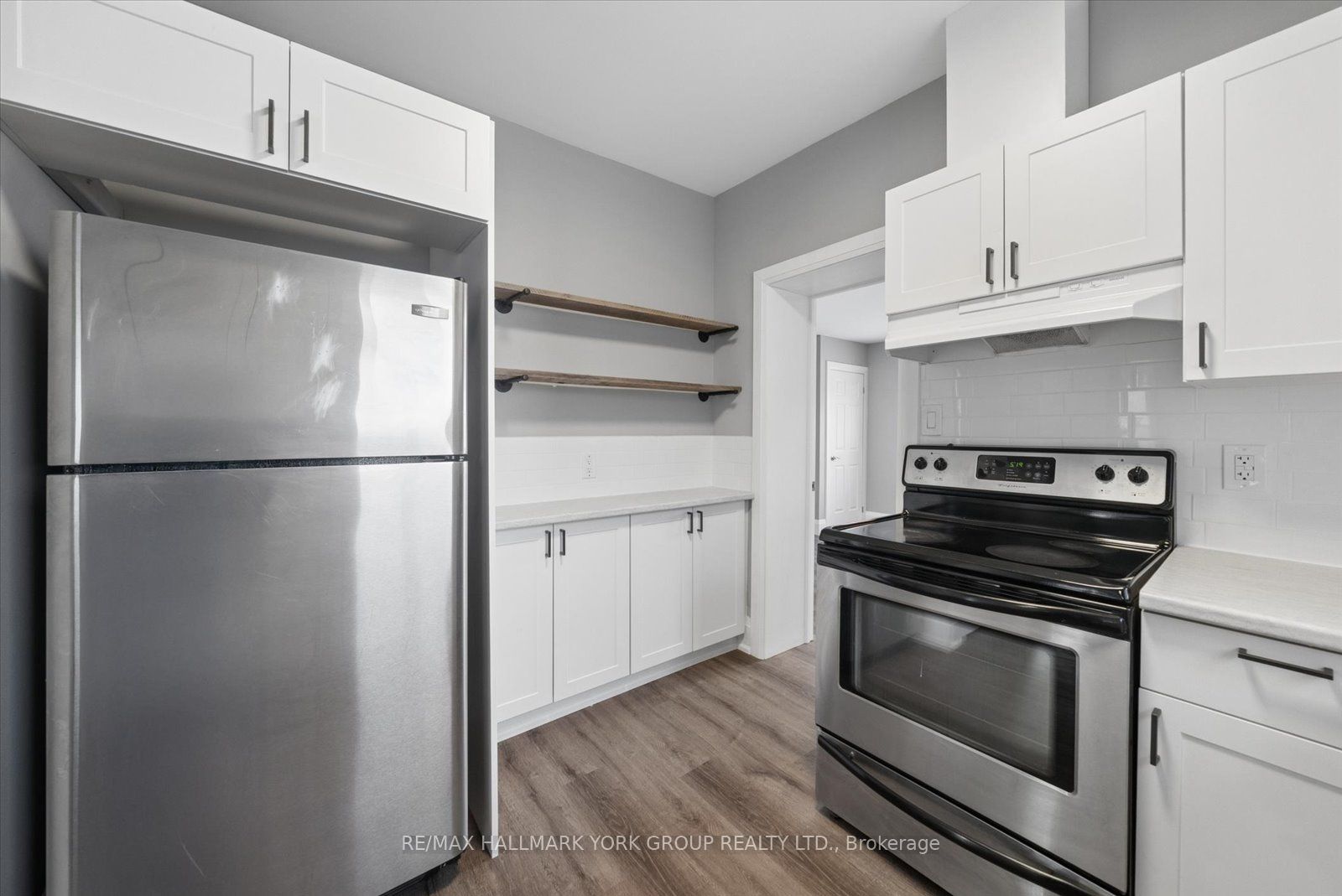 Additional image 5 of Main-16 Albert Street N, Orillia, ON, L3V 5K1