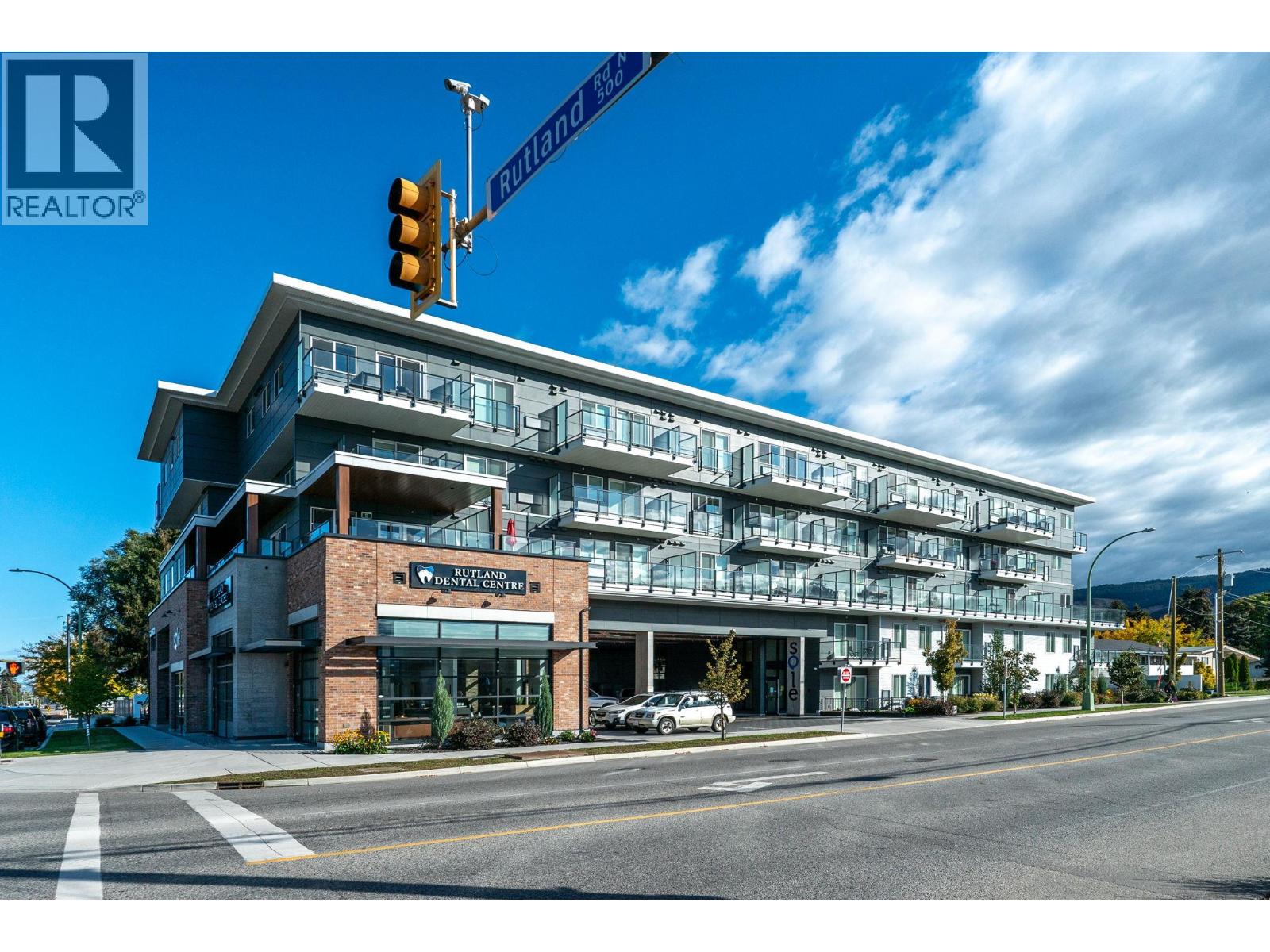 101-615 Rutland Road North, Kelowna, BC, V1X3B6