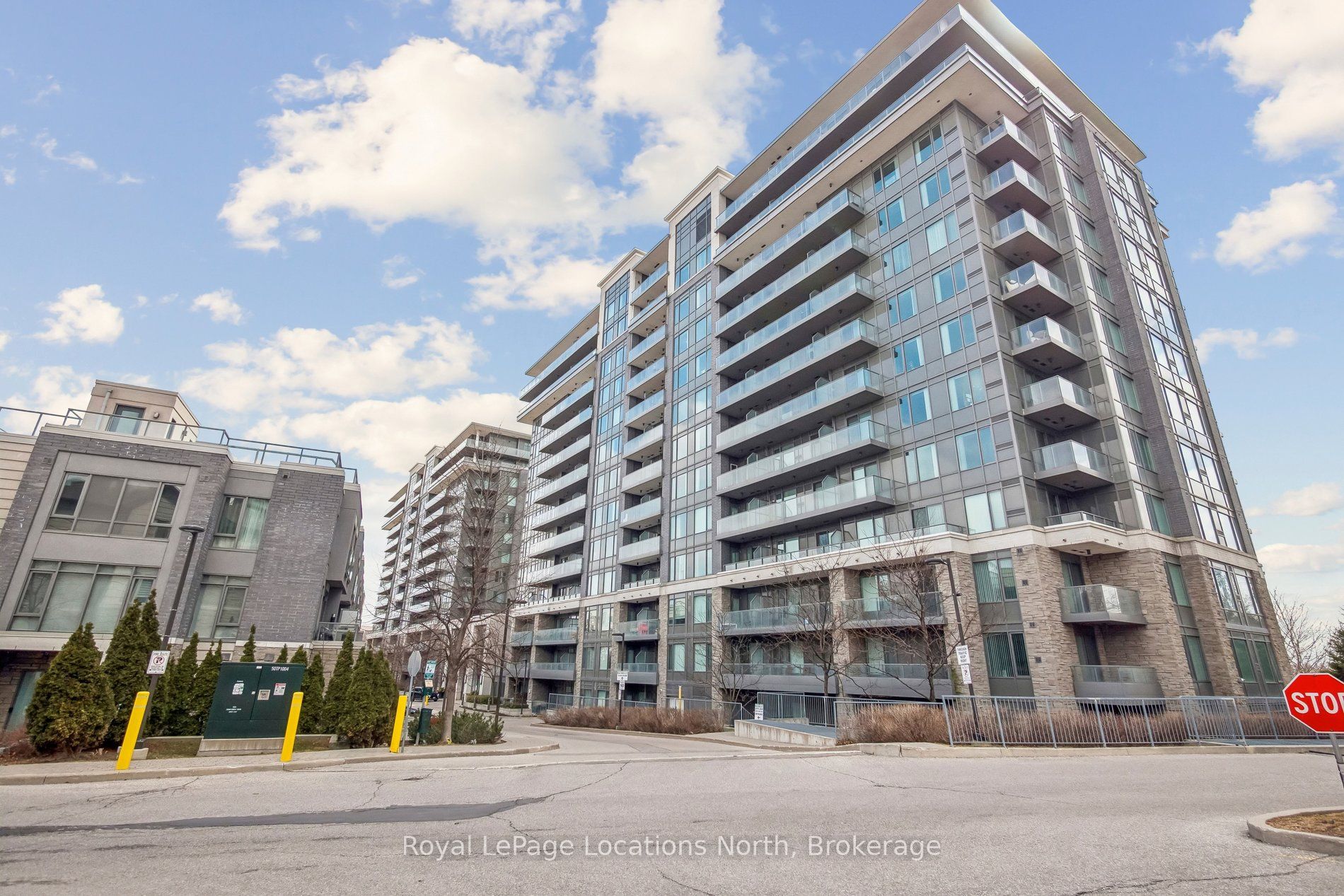 810-277 South Park Road, Markham, ON, L3T 0B7