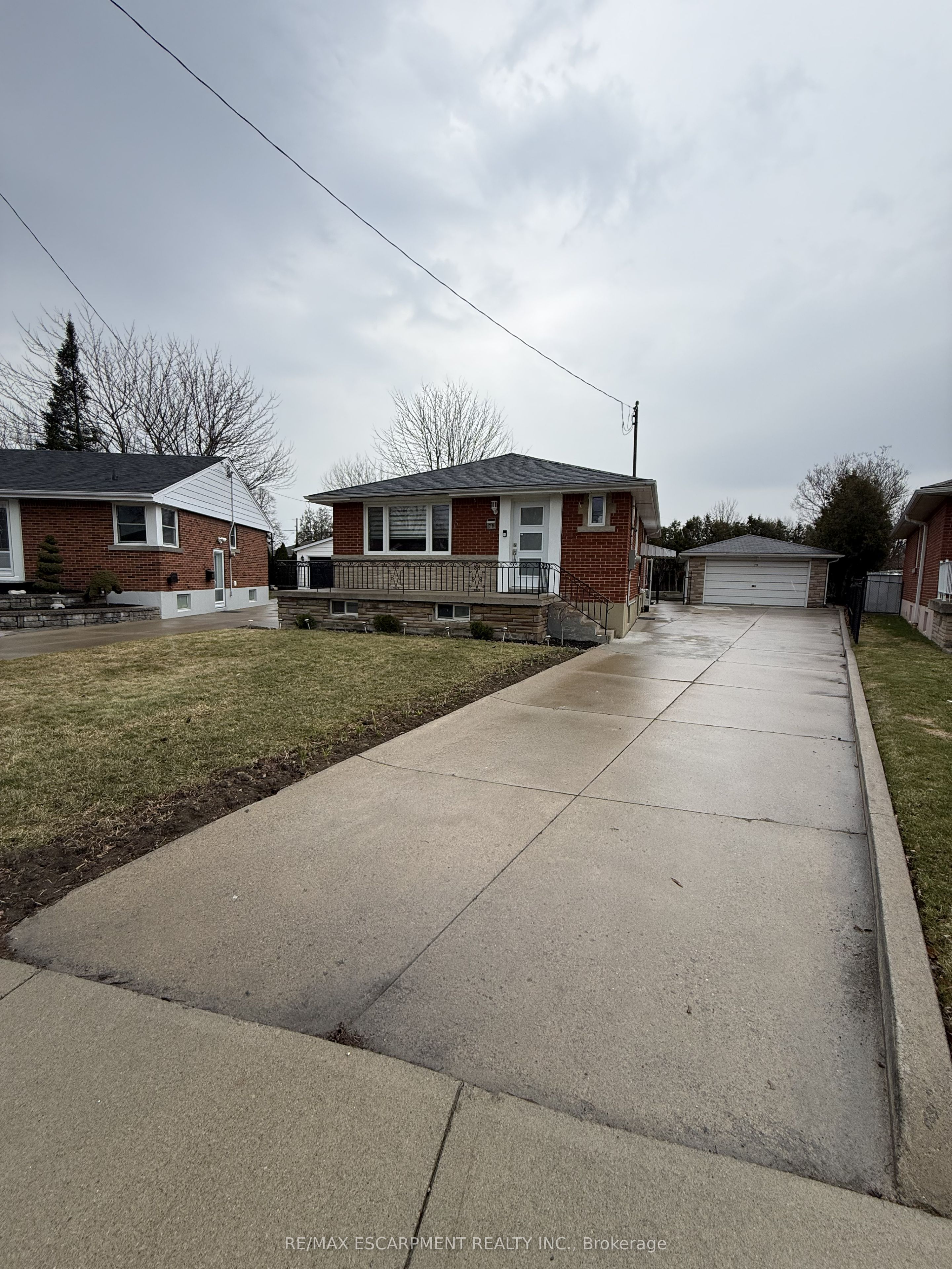Basement-79 Castlefield Drive, Hamilton, ON, L8T 3R1