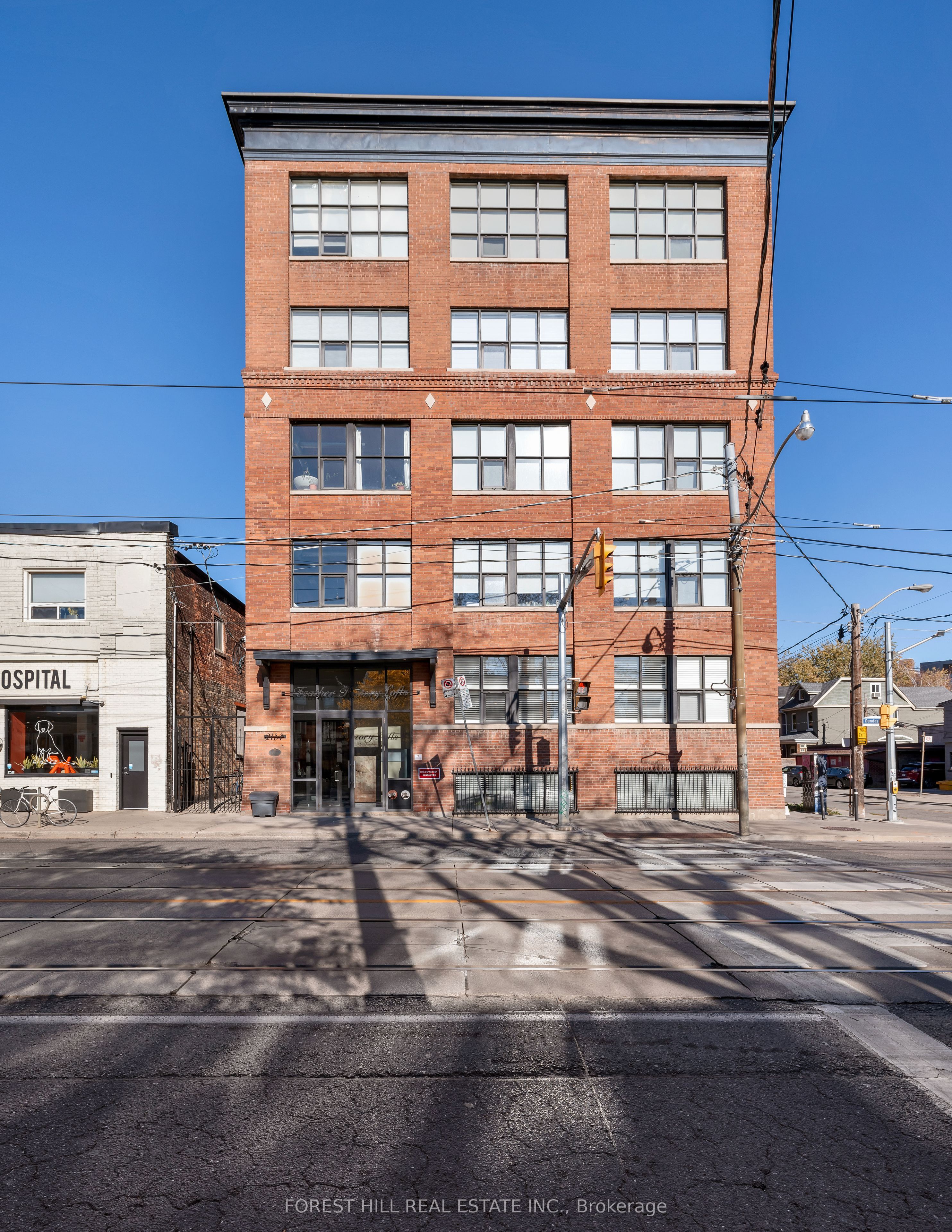 105-2154 Dundas Street W, Toronto, ON, M6R 1X3
