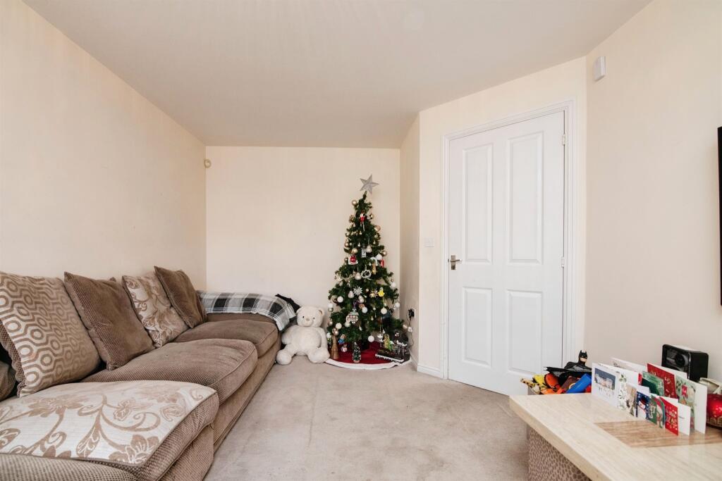 Martineau Drive, Harborne, Birmingham photo 5