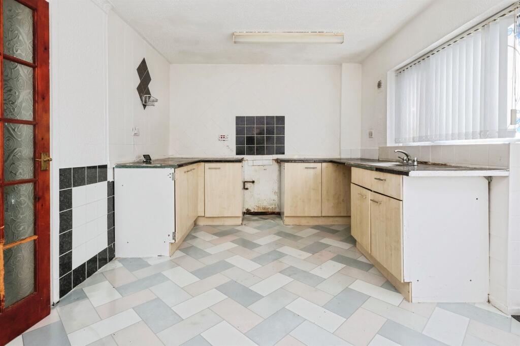 Additional image 2 of Roebuck Close, Birmingham