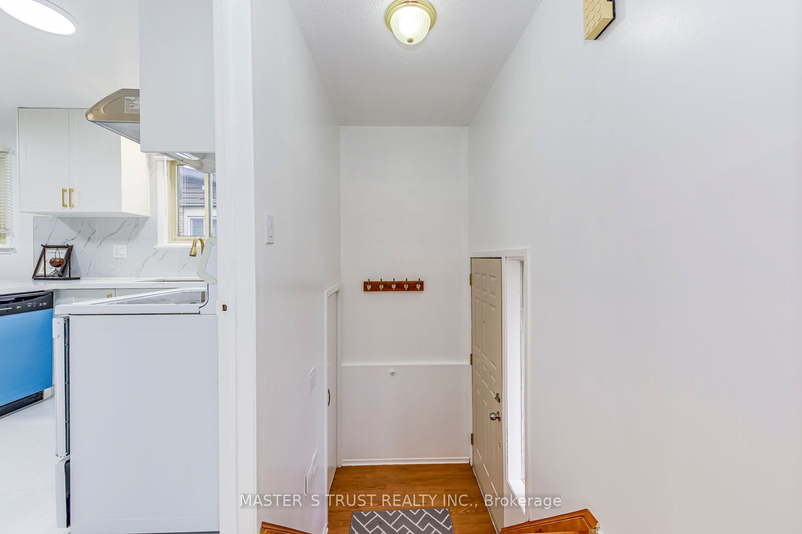 Additional image 5 of 6411 Chaumont Crescent, Mississauga, ON, L5N 2M7