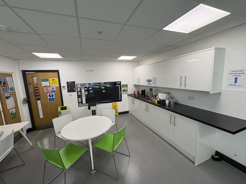 Additional image 6 of 10-12 Castle Road, Kings Norton Business Centre, Birmingham
