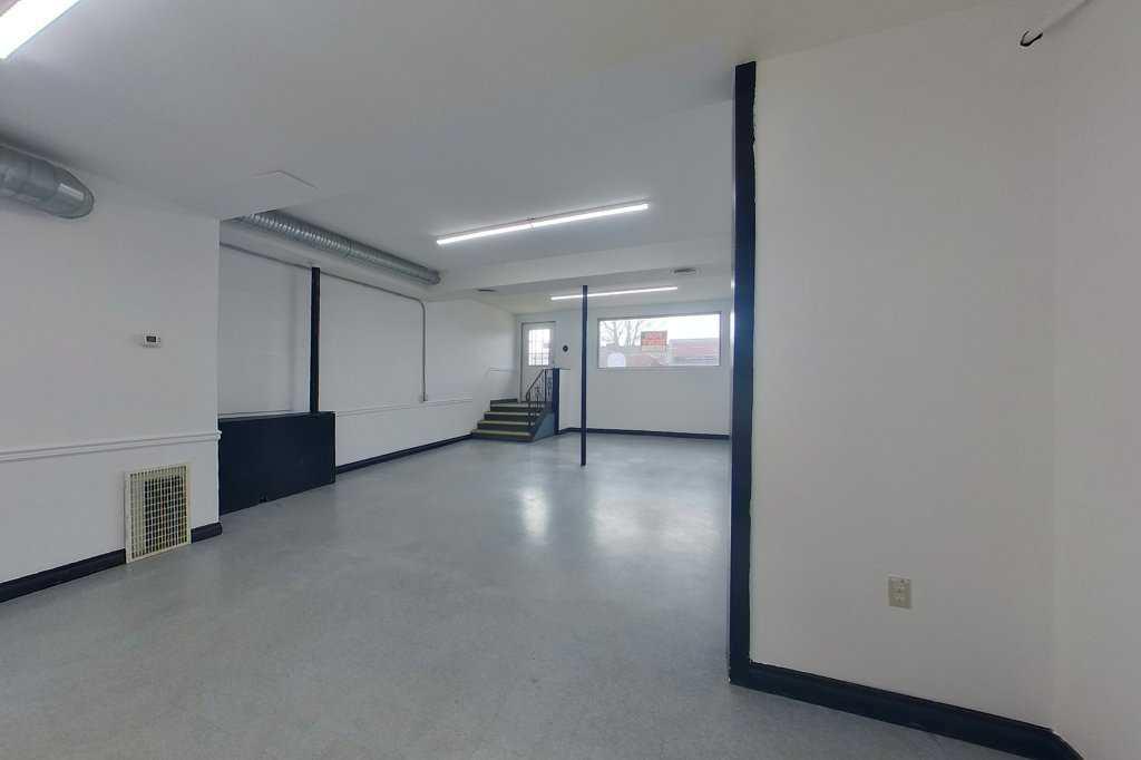 Additional image 3 of 215 Broadway Avenue E, Redcliff, AB, T0J 2P0