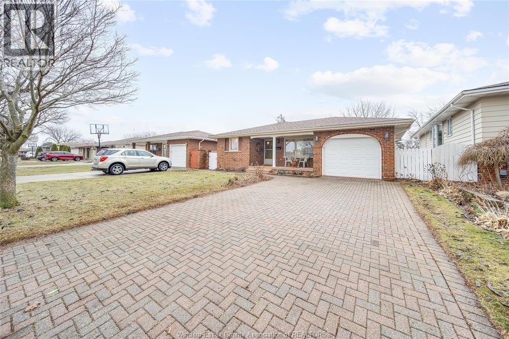 Additional image 8 of 10682 Keating Crescent, Windsor, ON, N8R1T5