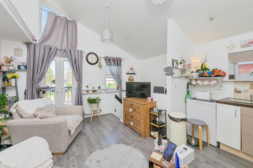 Yatesbury Avenue, BIRMINGHAM photo 4