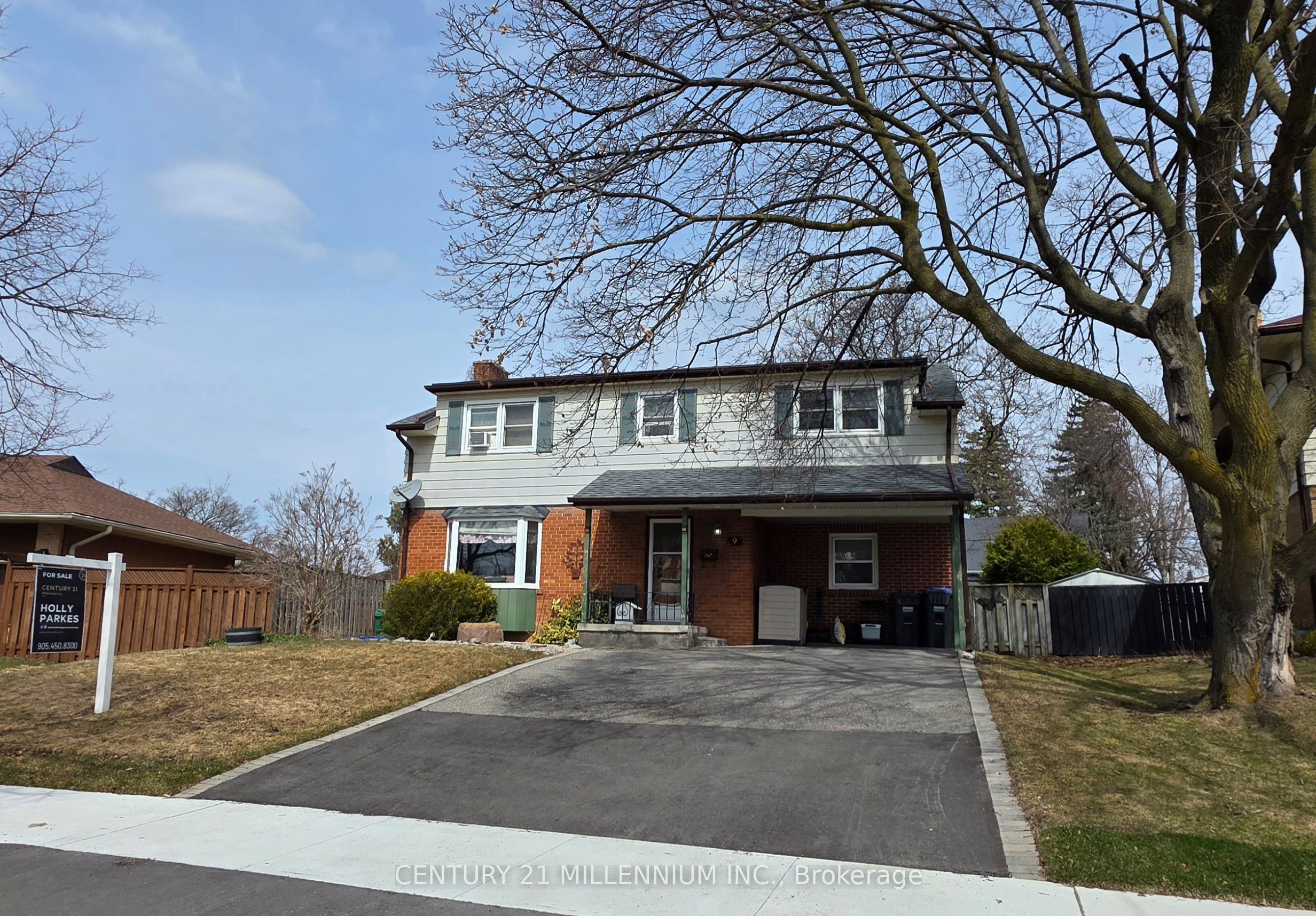 9 Crestview Avenue, Brampton, ON, L6W 2R7