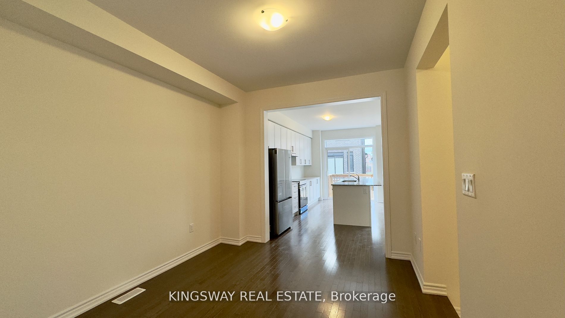 Additional image 4 of 16 Blick Crescent, Aurora, ON, L4G 4A7