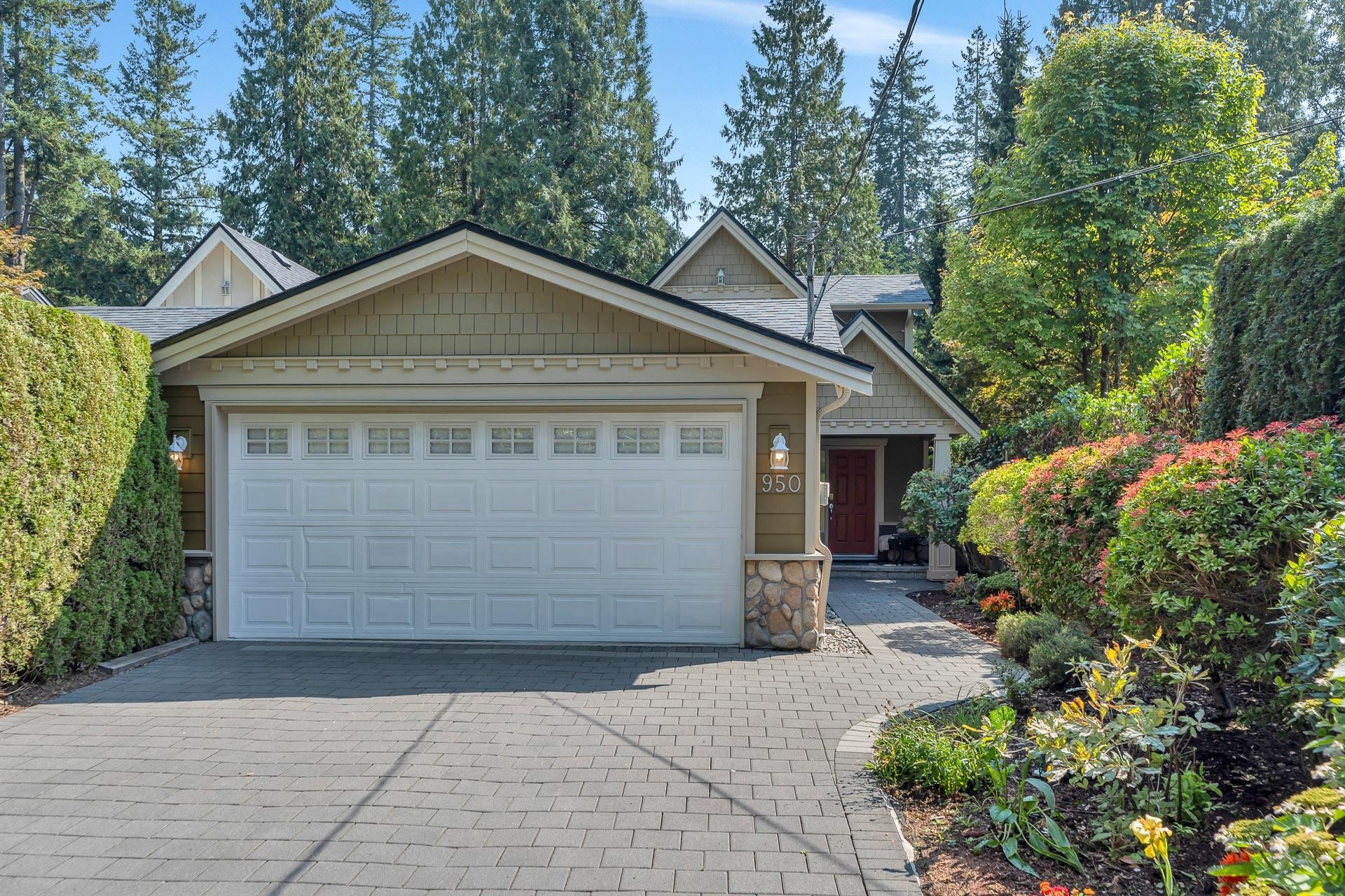 950 Seymour Boulevard, North Vancouver, BC, V7J 2J8