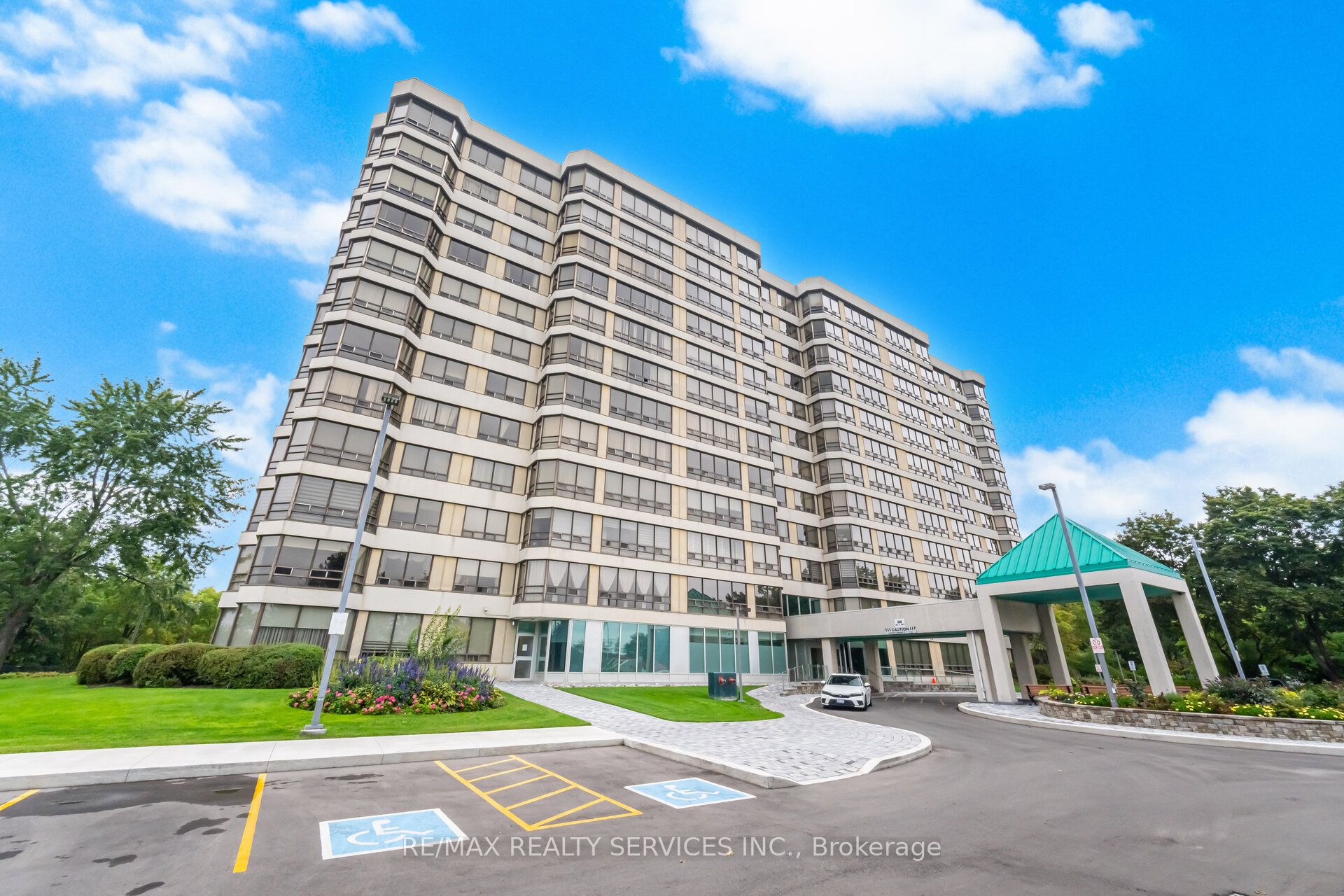 Additional image 3 of 711-330 Mill Street S, Brampton, ON, L6Y 3V3