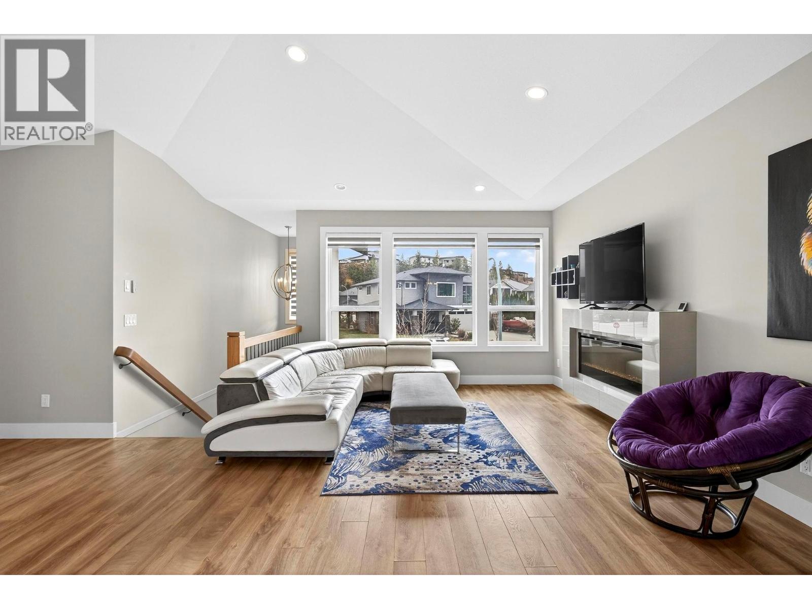 Additional image 3 of 3006 Ironridge Place, West Kelowna, BC, V4T3L5