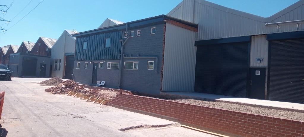 Industrial Unit to Let - Unit 5d Waterside Business Park 1649 Pershore Road, Kings Norton Birmingham B30 3DR photo 5
