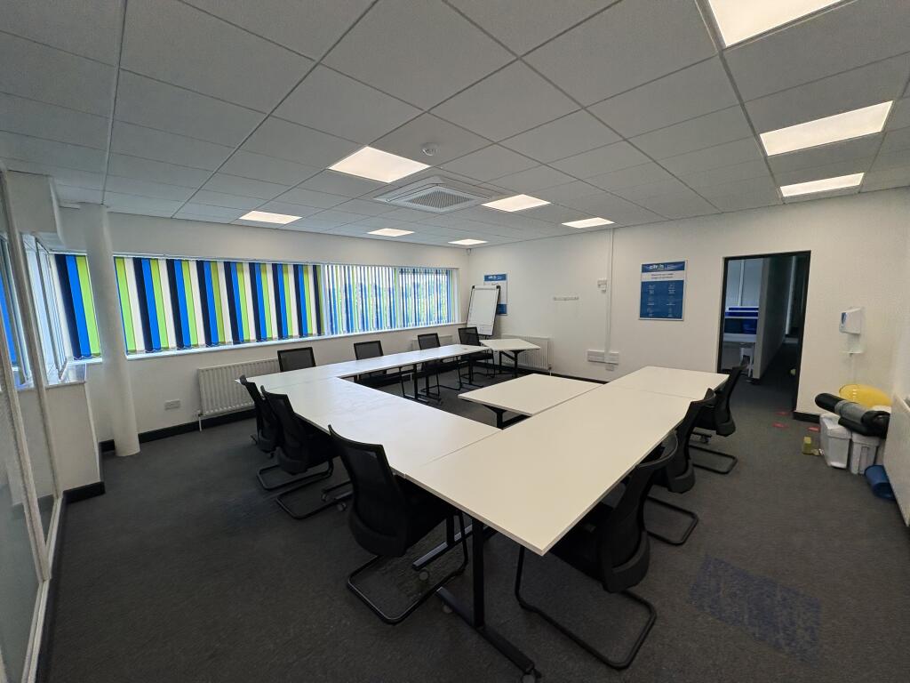 Additional image 5 of 10-12 Castle Road, Kings Norton Business Centre, Birmingham