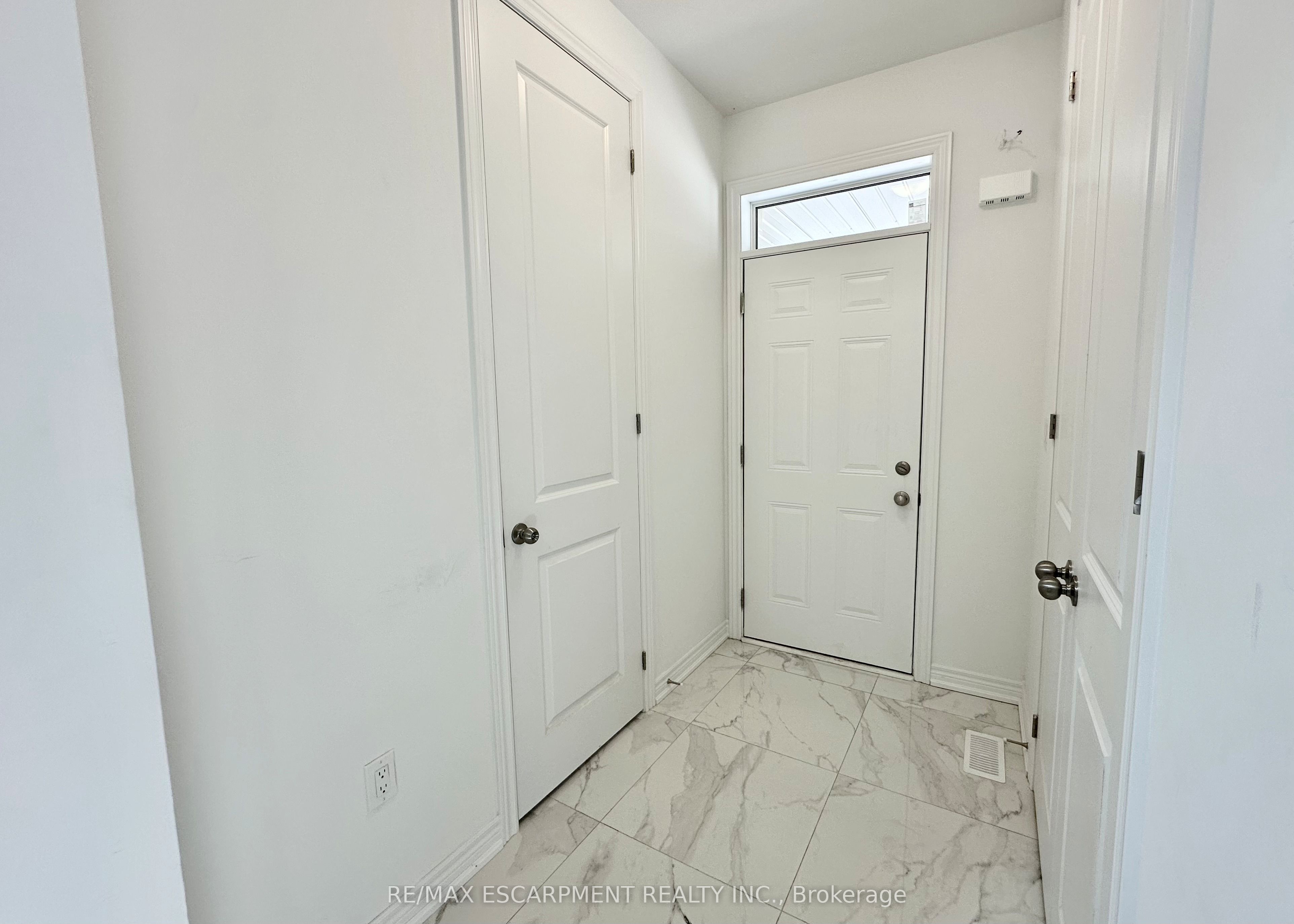 Additional image 5 of 15 Davinci Boulevard, Hamilton, ON, L9B 1B7