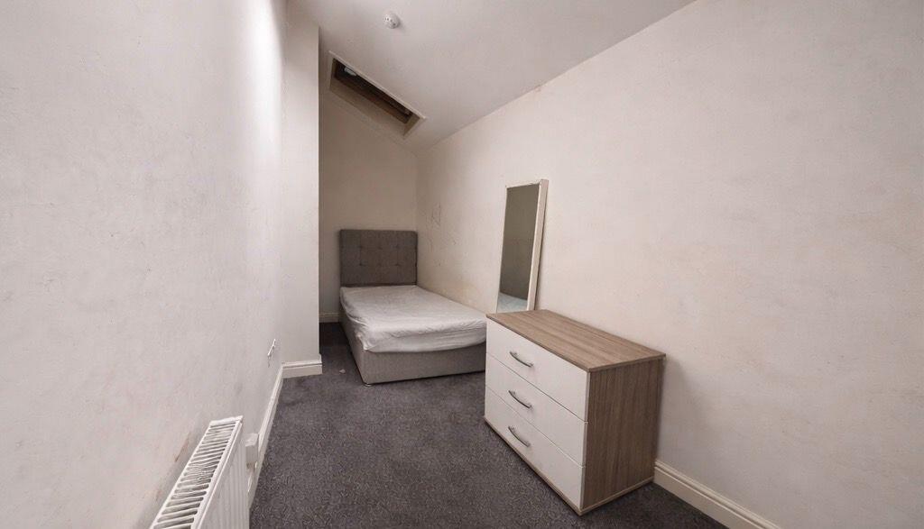 Room 5