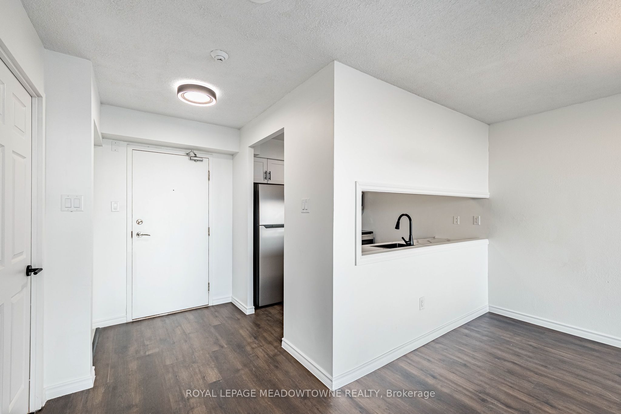 Additional image 5 of 409-12 Laurelcrest Street, Brampton, ON, L6S 5Y4