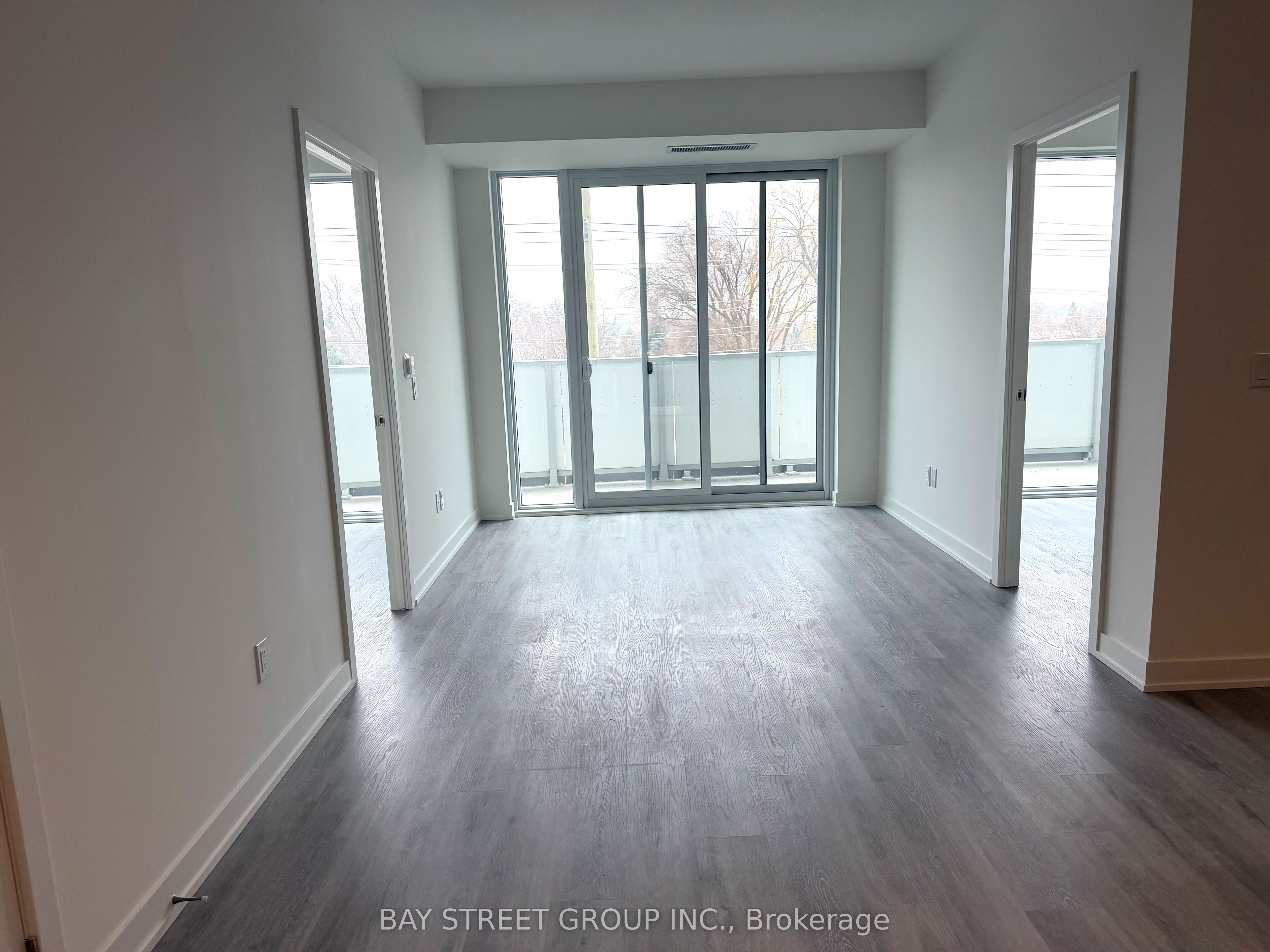211-1010 Sandy Beach Road, Pickering, ON, L1W 3V9 photo 4