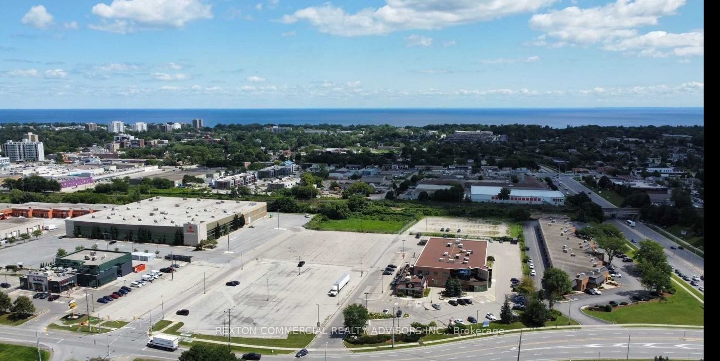 Additional image 6 of 104-240 Wyecroft Road, Oakville, ON, L6K 2G7