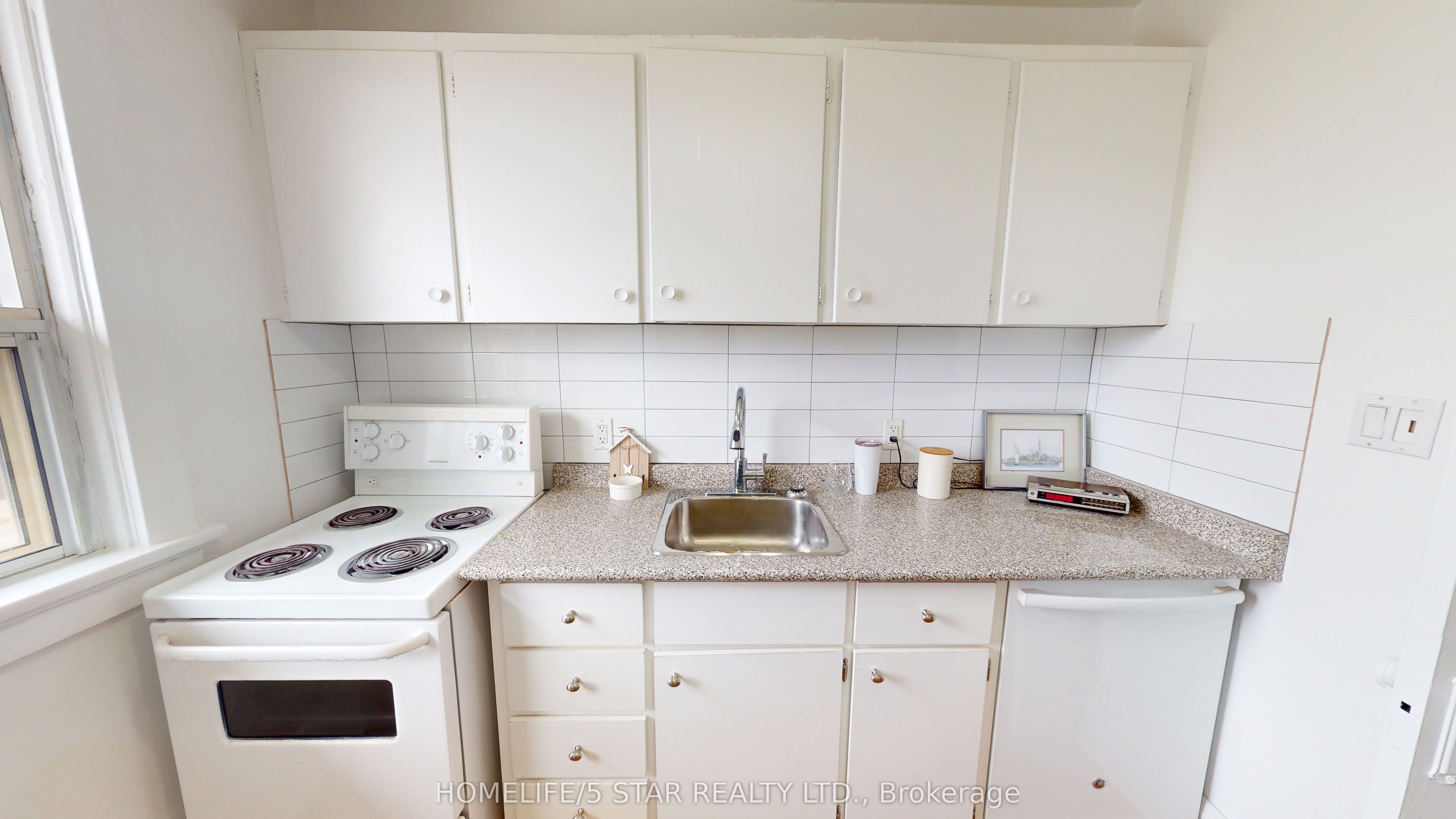 Additional image 6 of Upper-275 Oakwood Avenue, Toronto, ON, M6E 2V3